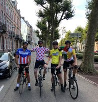 TRAVEL TIP: TOUR DE PRESSIGNY IN A MATCHING RETRO LOOK